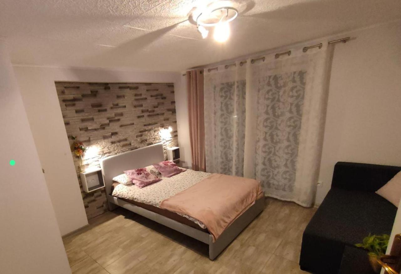 Apartamenty Grapa Szum Rzeki Parking Free วีสวา ภายนอก รูปภาพ